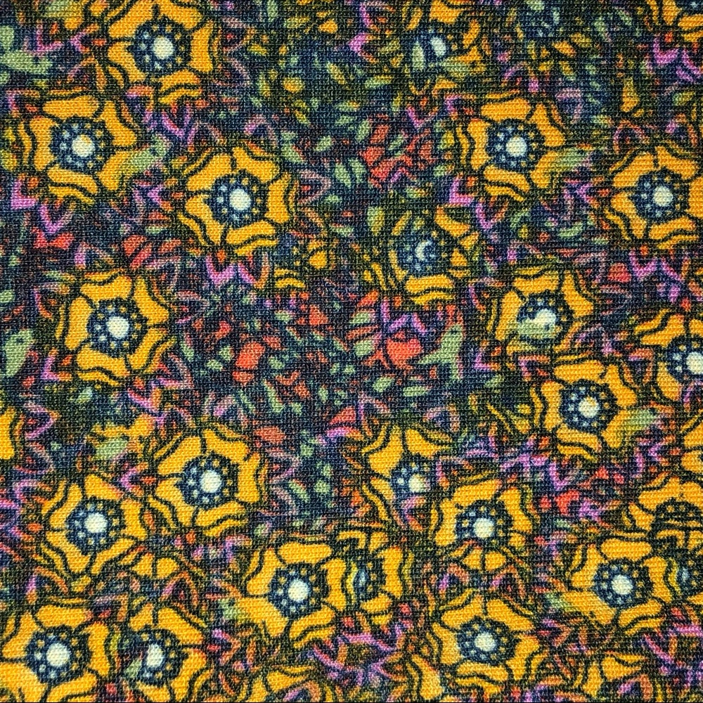 ✨2/$20✨LulaRoe • Randy Shirt - Picture 4 of 5